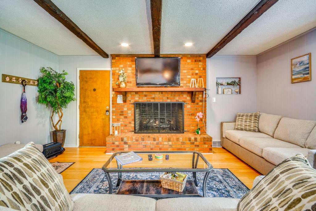Thomasville Apartment | 1 Mi to Thomasville Emporium! Charming Getaway