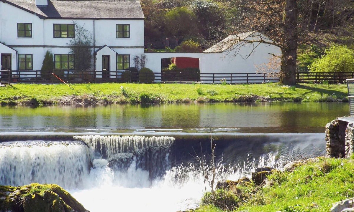 Kendal Cottage | 3 bedroom accommodation in Cowan Head, near Kendal