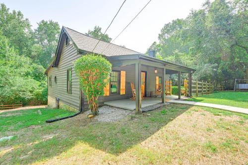 Carrollton House | Cabin w/Fire Pit - 7 Mi to Downtown Carrollton!