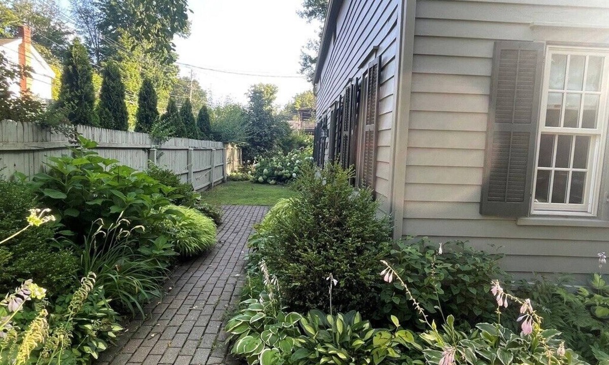 Clinton Corners House | Charming 3-bedroom farmhouse in Clinton Corners with AC