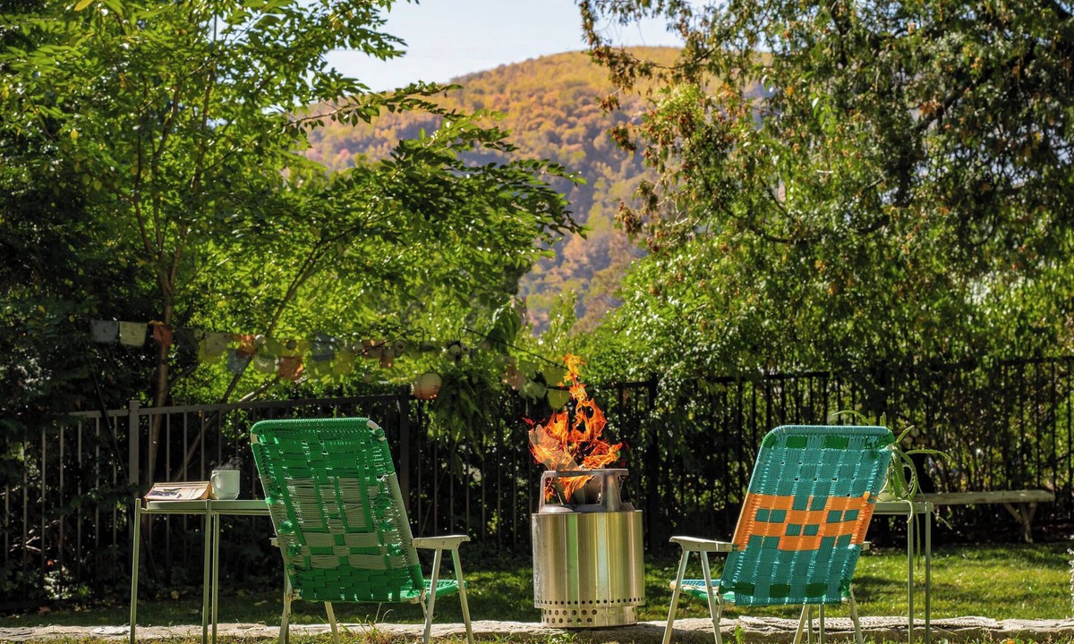 Philipstown House | Cold Spring Village Maisonette with Pool