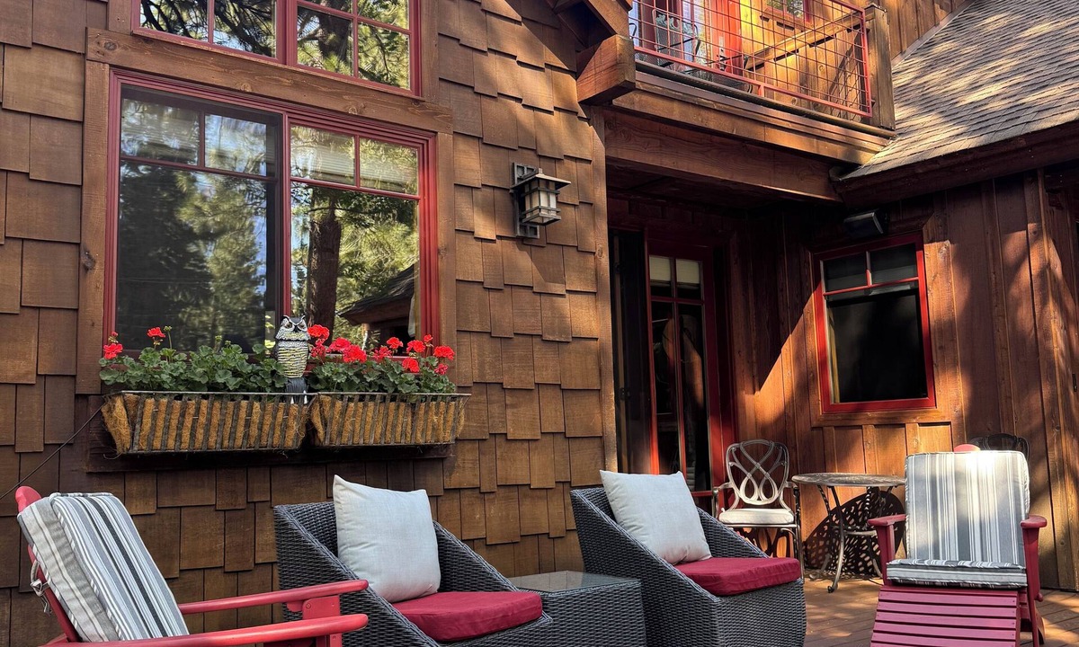 Truckee House | CUSTOM CRAFTSMAN STYLE HOME!