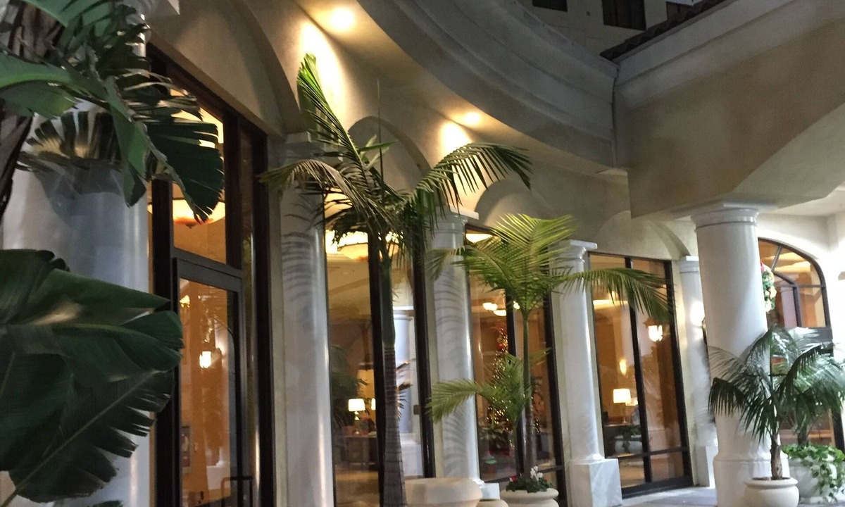 Anaheim Resort Hotel | DoubleTree Suites by Hilton Anaheim Rsrt - Conv Cntr