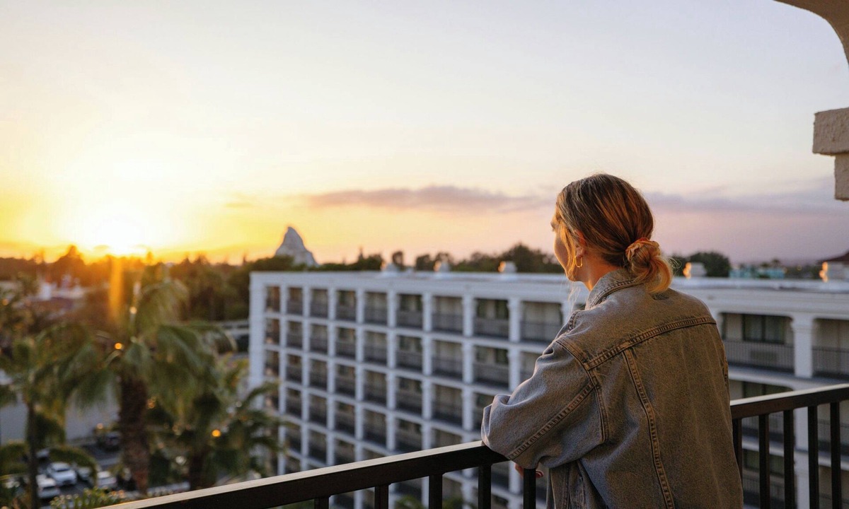 Anaheim Resort Hotel | Fairfield by Marriott Anaheim Resort