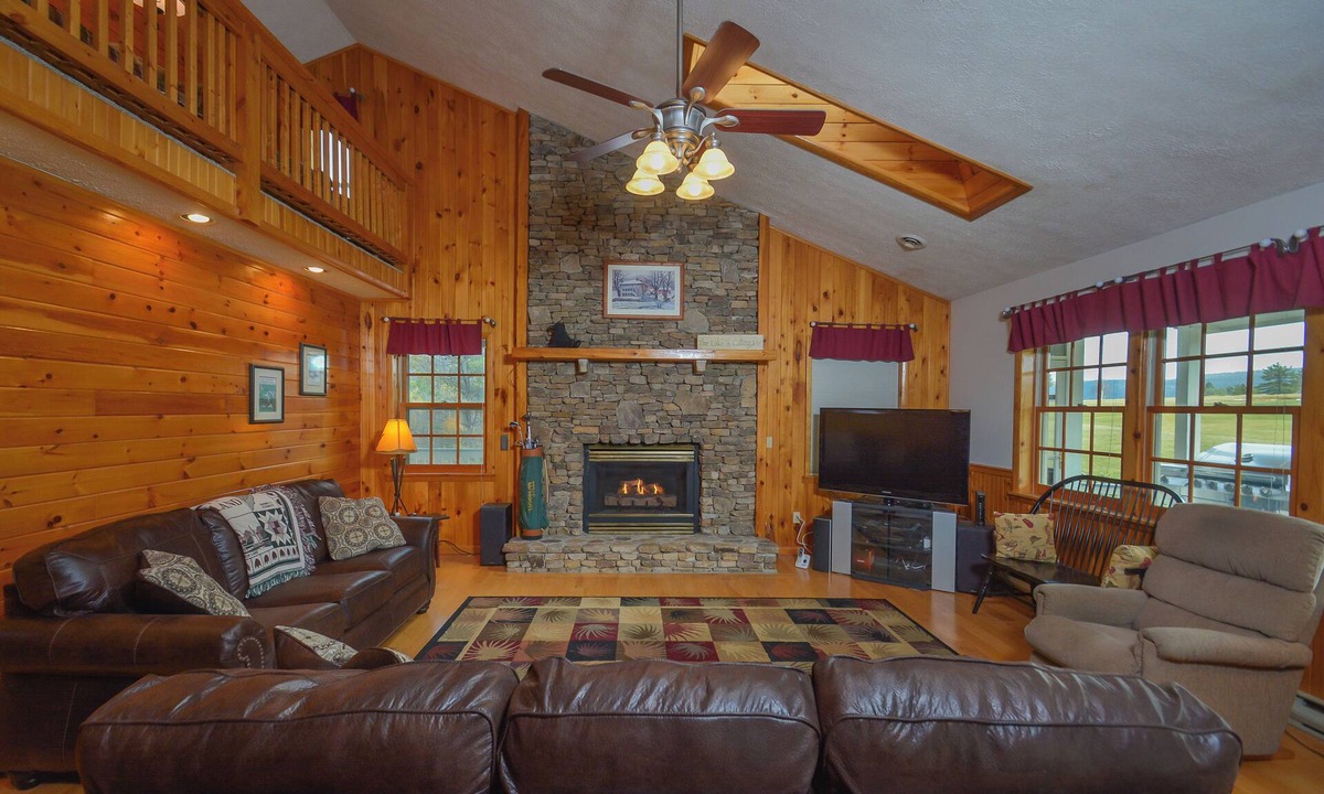 McHenry Cottage | Forever Young by Taylor Made Deep Creek