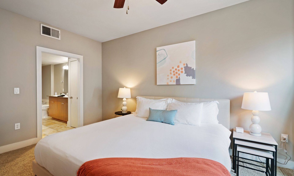 Legacy Park Apartment | Kasa | Inviting 2BD + Amenity Access | Plano