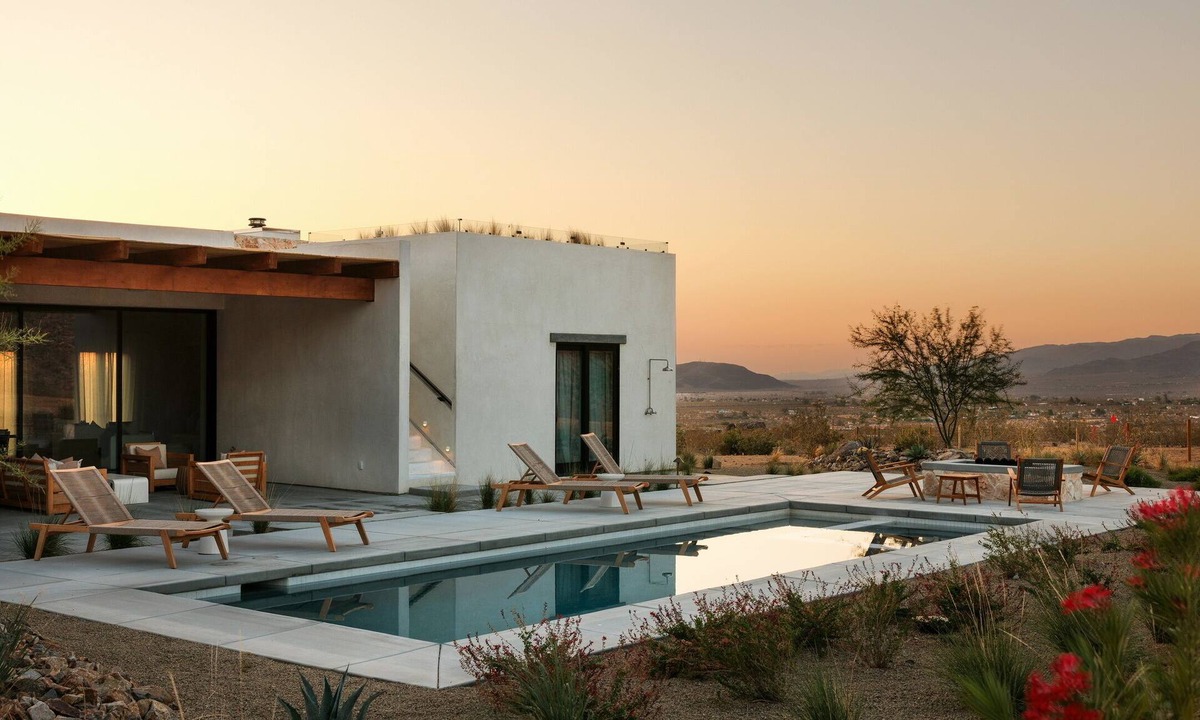Joshua Tree Villa | Luxury Villa - Pool, Spa, Rooftop Deck and Views