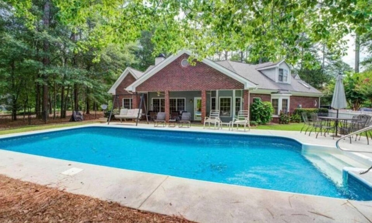Lithonia House | Private 3-Acre Sanctuary-Saltwater Pool Reopens May 1-MAJOR INTERNATIONAL SPORTING EVENT Ready-Downtown 22 min