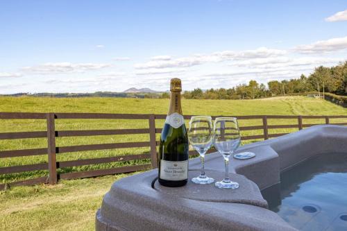 Melrose House | Satchells Cottage