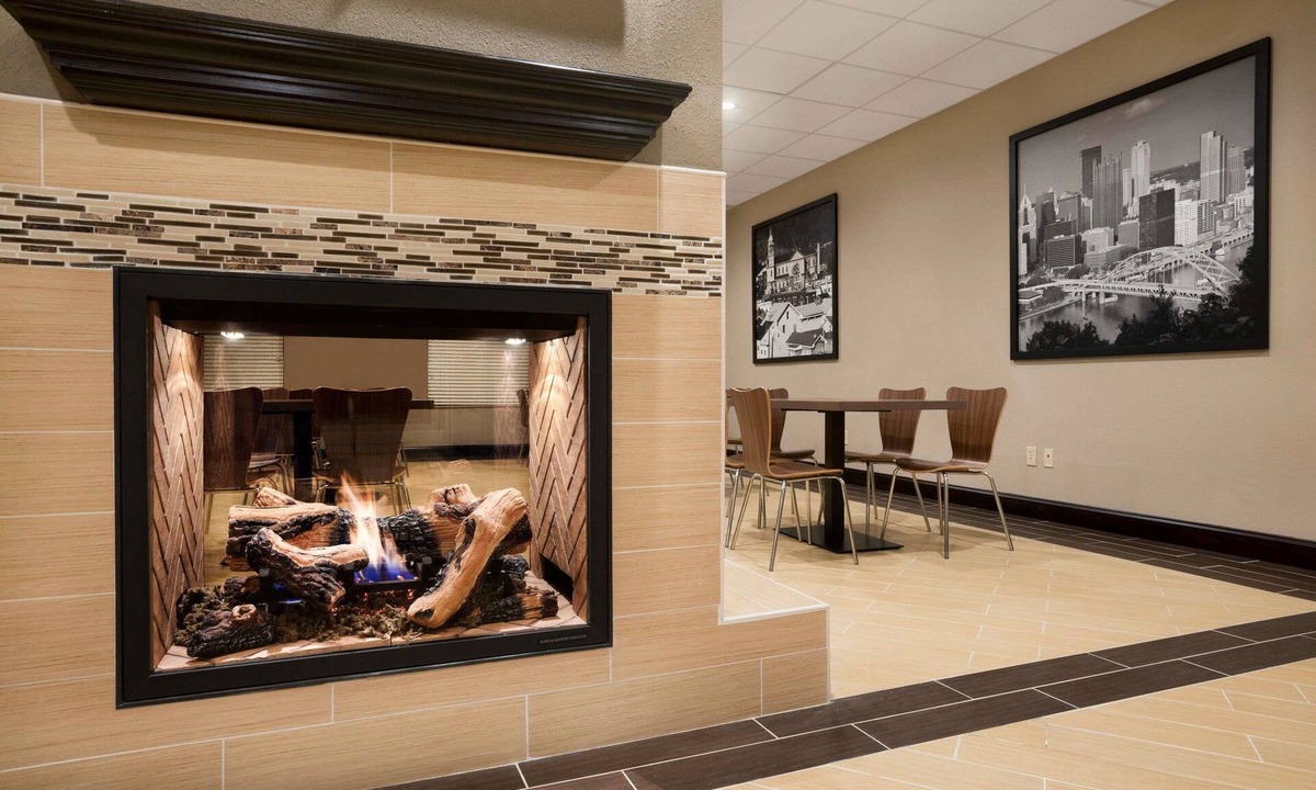 Hershey Hotel | Super 8 by Wyndham Hershey Chocolate Avenue