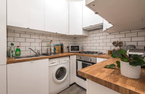 Gorgie Apartment | 1bed-ground Fl -private Entrance
