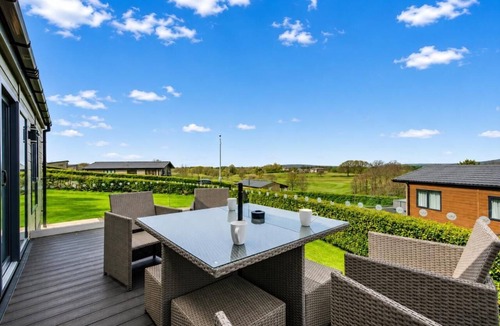 High Bentham Ski Chalet | 2 Bed in Bentham (oc-d37872)