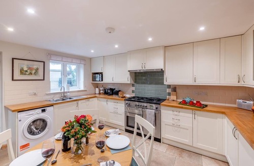 Leathley Cottage | 2 Bed in Leathley (oc-t34776)