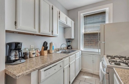 Southwest Garden House | 2e Tower Grove Getaway
