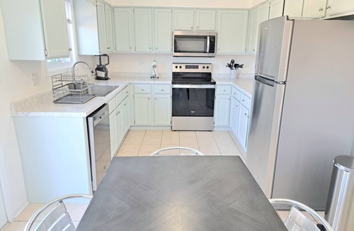 Roselle Apartment | 32+ Night Stay 2BR Condo Walk to Train