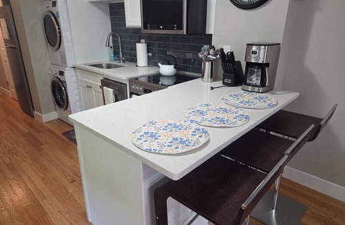 Beacon Hill Apartment | Beacon Hill 2brm/1.5bath