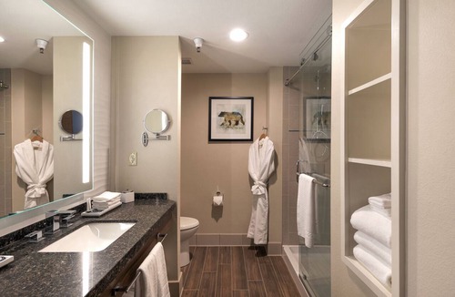 Highland Hotel | Bear Springs Hotel