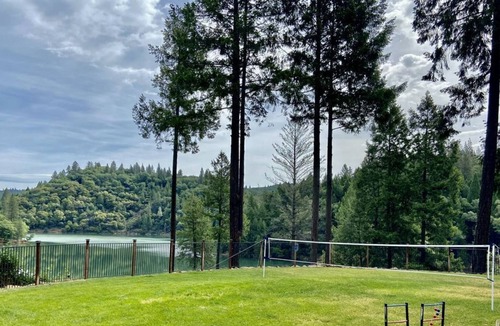 Cedar Ridge Apartment | Beautiful Rollins Lake Inn - Studio Cabin #2