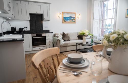 Annan Apartment | Bridge View