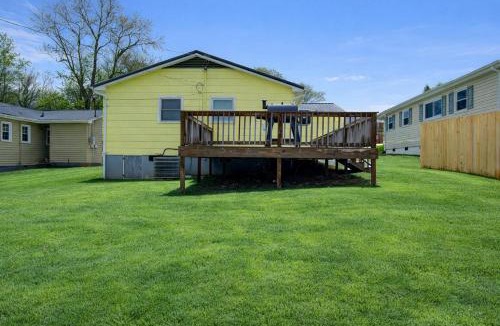 Johnson City House | Centralized Modern Home in Johnson City