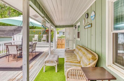 Shallotte House | Charming Shallotte Home ~ 4 Mi to Ocean Isle Beach