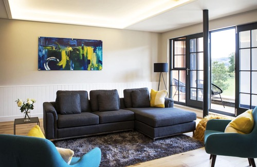Cononley Apartment | Chic Hideaway - Gateway to the Yorkshire Dales