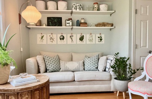 Old Greenwich House | Cozy beach house! Steps to Beach & Restaurants. Bikes, Trampoline & more!