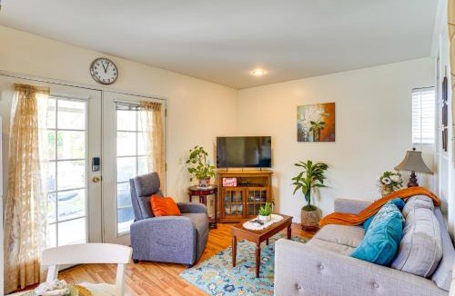 Southwest Anaheim Apartment | Cozy Couple's Oasis w/Pool: 3 Mi to Disneyland!