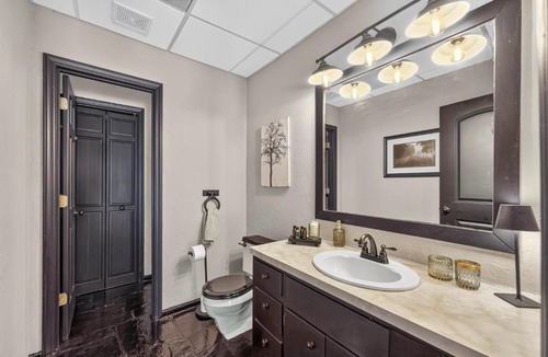 Hickory House | Cozy, Pet-Friendly Retreat in Hickory w/Fire Pit!