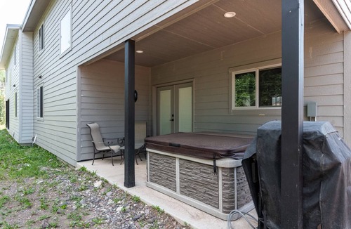 Brian Head House | CR #2-Directly Across From Navajo Ski Lodge & Lifts