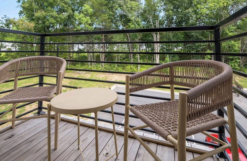 Concord Apartment | Emery 2BD 2 - Two Bedroom Apartment, Sleeps 4
