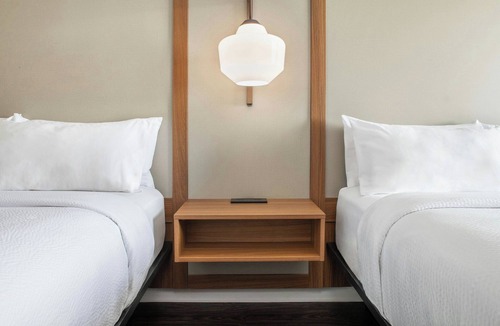 Anaheim Resort Hotel | Fairfield by Marriott Anaheim Resort