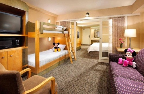 Anaheim Resort Hotel | Family Retreat Near Disneyland w/Relaxing Poolside Vibes