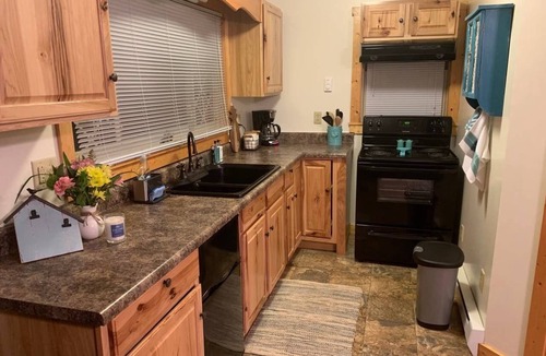 Christiansburg Cottage | Find your Happy Place at our Country Cottage!