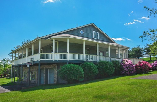 McHenry Cottage | Forever Young by Taylor Made Deep Creek