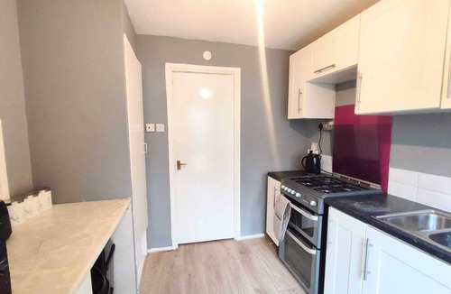 North Shields Apartment | Golden Palace Free Parking