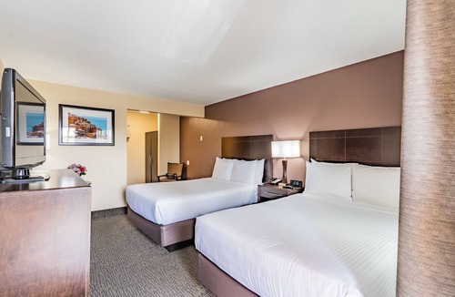 Anaheim Resort Hotel | Grand Legacy At the Park