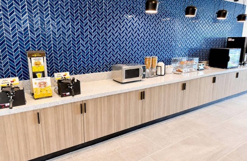 Mebane Hotel | Hawthorn Extended Stay by Wyndham Mebane