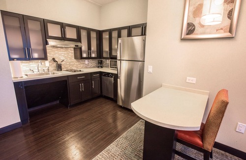 Newtonville Apartment | King Studio Suite w/Breakfast & Pool | Albany
