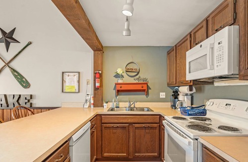 Lake Harmony House | Lake Harmony | Charming 2 Bed | Close to It All