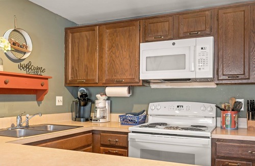 Lake Harmony House | Lake Harmony | Charming 2 Bed | Close to It All