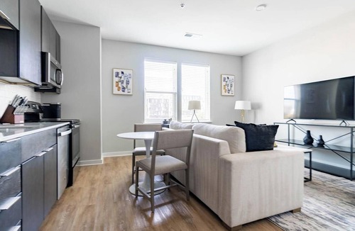 Downtown Apartment | Landing | Chic Studio, Pool, Yoga Studio