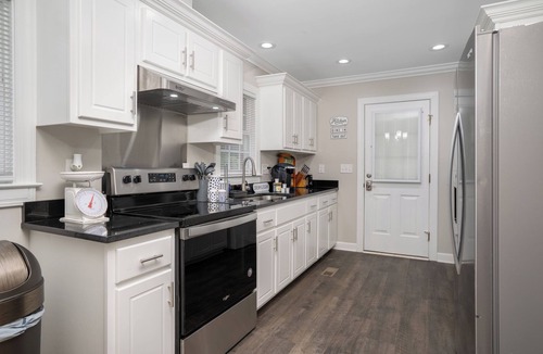 Rocky Mount House | Modern Home In PRIME location - King Bed/Spacious