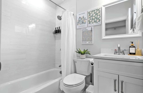 Central Square House | Modern LUX | Deck+ Parking | Near T Harvard/MIT/BU