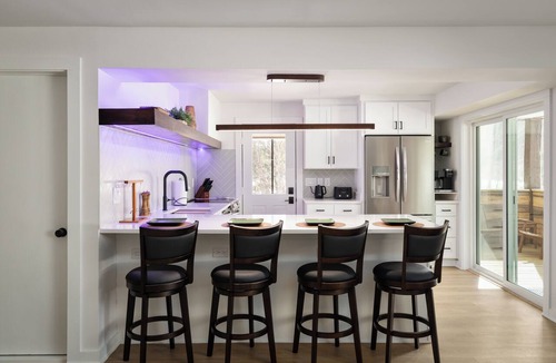 Front Royal House | Mountain Road Retreat