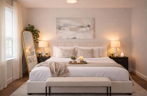 Beaver Hills House | New Haven Staycation Near Yale Washer and Dryer Groups