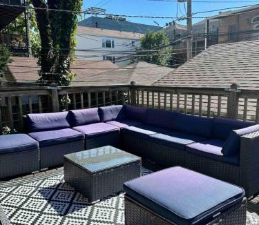 Noble Square Apartment | NEW! Spacious Art Deco Modern 5 BD/3BA Condo