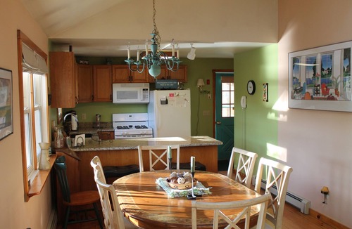 East Wakefield House | PEACEFUL LAKEFRONT GETAWAY ON BEAUTIFUL BELLEAU LAKE!