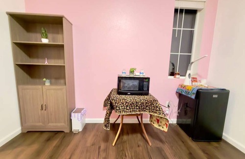 Sparks Apartment | Peaceful Private Master Room in Sparks