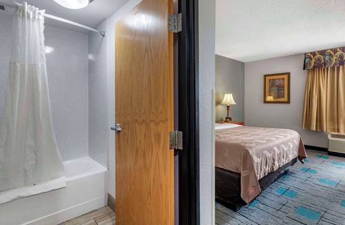 Lookout Valley Neighborhood Association Hotel | Quality Inn & Suites Chattanooga West near Lookout Mountain